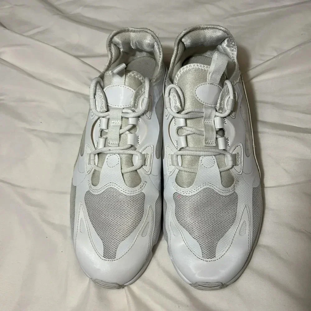Nike Air Max Infinity 2 Triple White Women's size 8.5